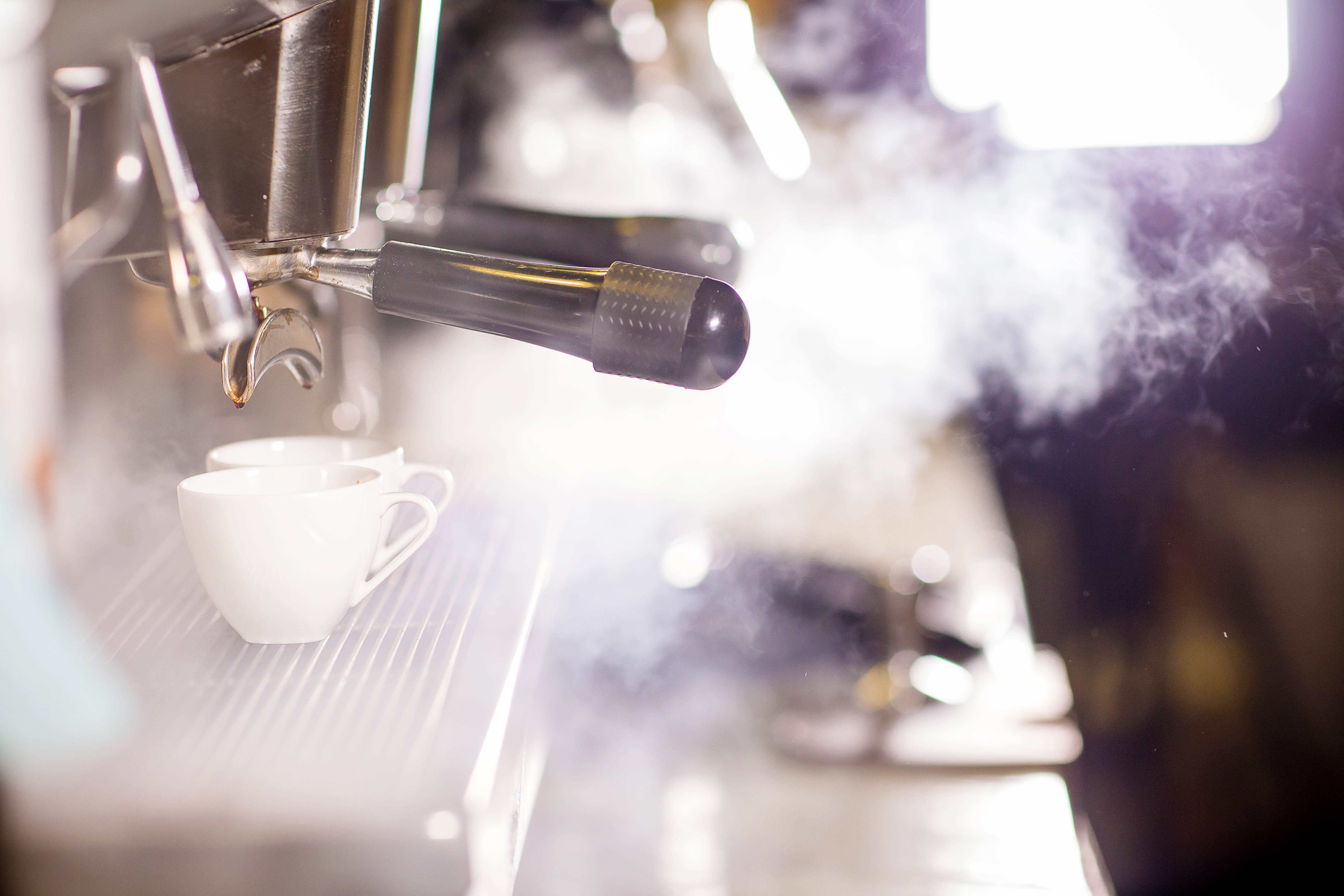 coffee-machine-streaming-during-refined-espresso-show