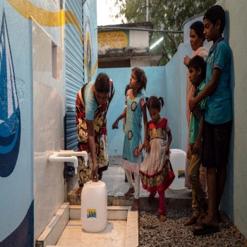 2017-cr-report-people-clean-water-full-size-horizontal-4240x2832-image-file