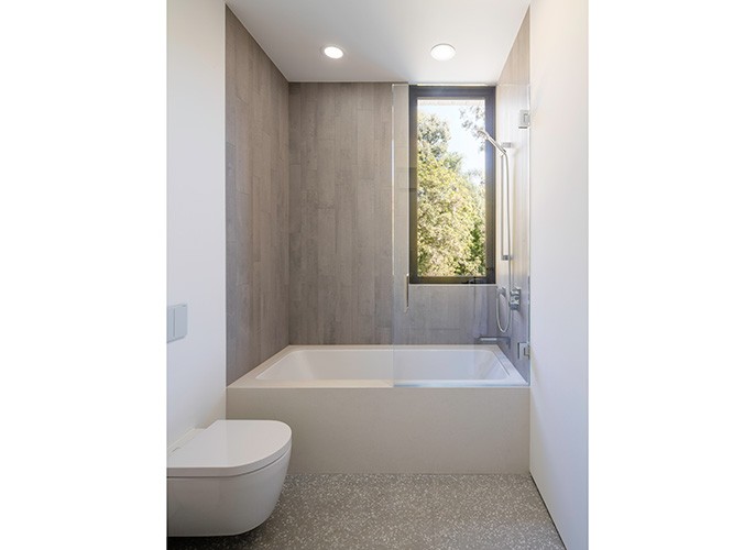 Bridge-House-Bathroom-Image