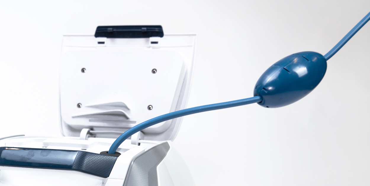 Prowler 910 Cleaner open view