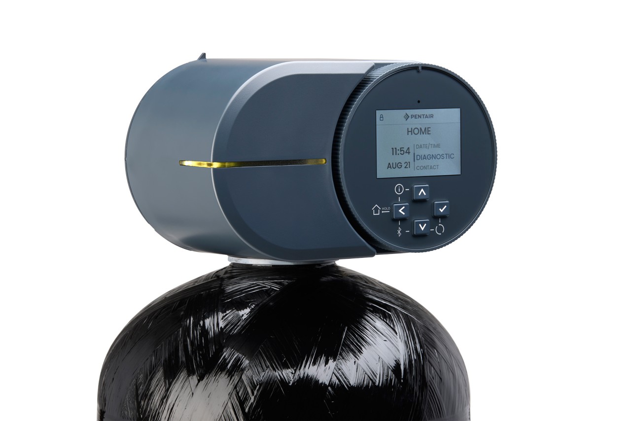 Fleck AiQ Powerhead on white background