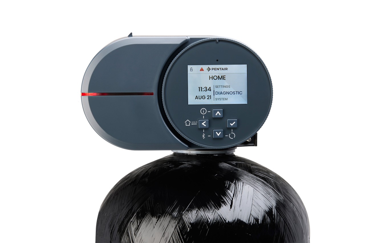 Fleck AiQ Powerhead on white background